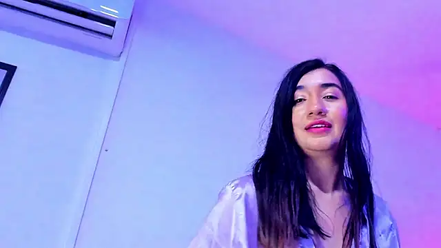 VictoriaRouge_ webcam