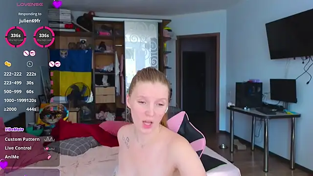 Mary_Blu webcam
