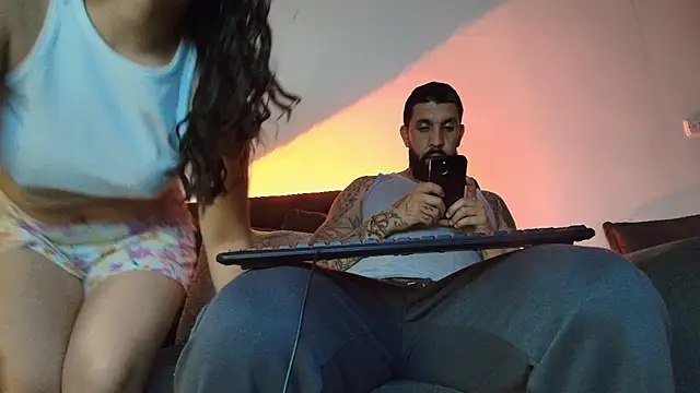 Alyssa_and_DAngelo webcam