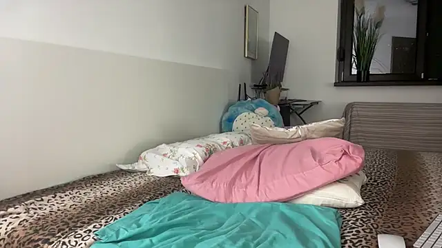MoonieBlu webcam