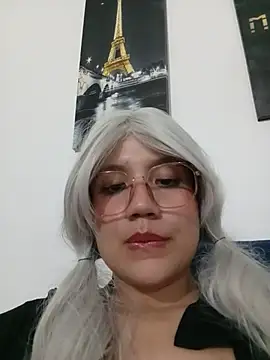 LiaBellini webcam