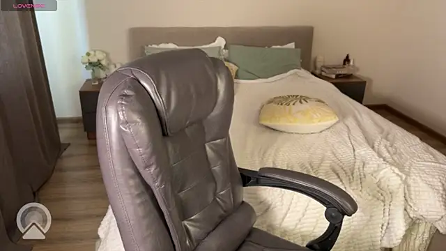 GeniusJinx webcam