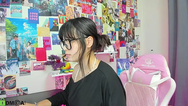 AlishaTempt webcam