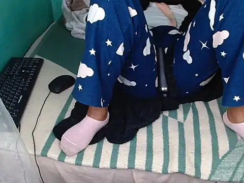 Honey_Glow_ webcam