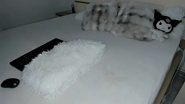 ScarlettJakobs webcam