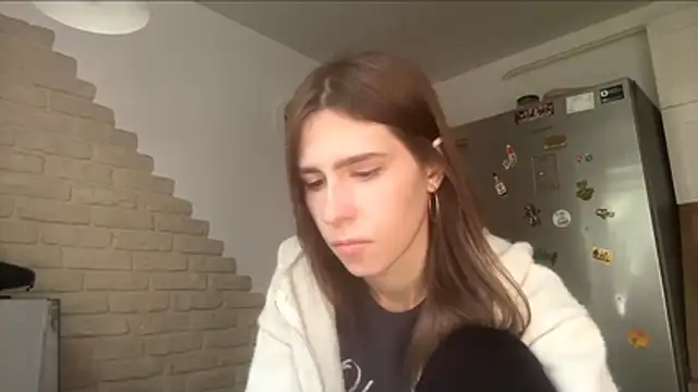 ZaraGuyette webcam
