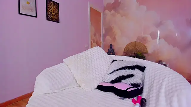 awww_ella (F young) - It's Fun&Cum🔥 O'Clock