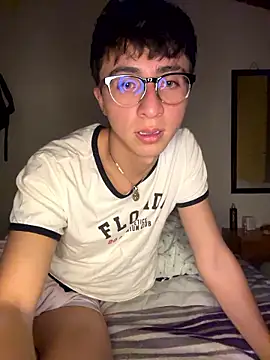 CamiRojas_boy webcam