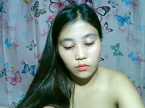 SexyAsianPussy4u webcam