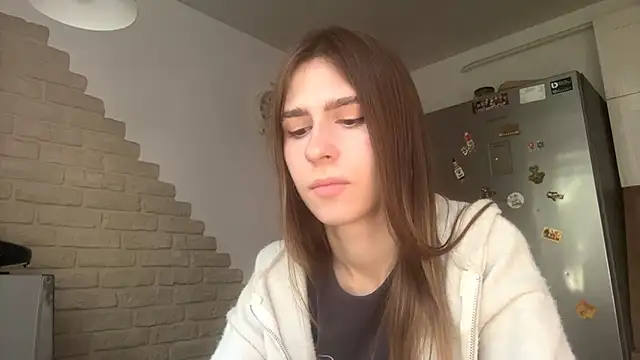 ZaraGuyette webcam