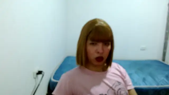 estefania224 webcam