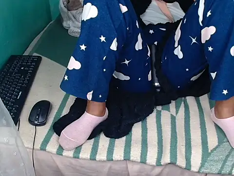 Honey_Glow_ webcam