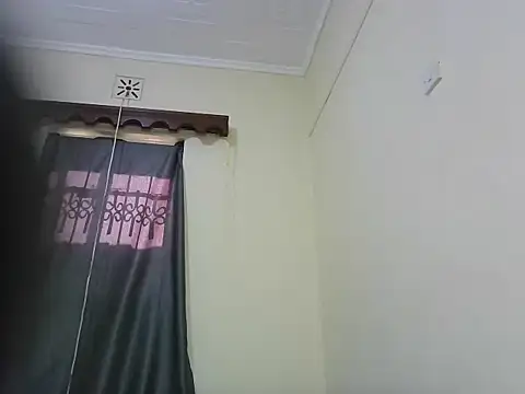 sweet-ebony1 webcam