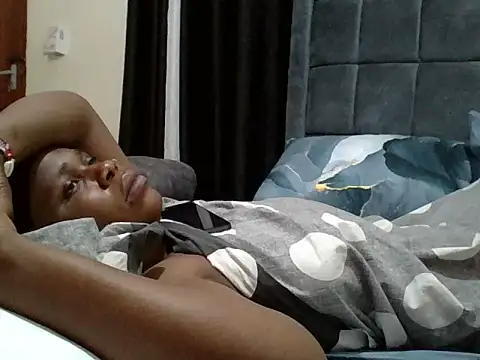 yummyychocolate_ webcam