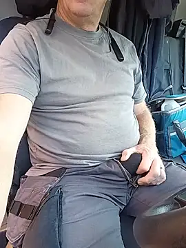 hamstercom3333 (M mature) - Make me rock hard and explode