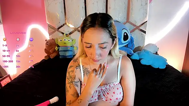 Amanda_klaire webcam