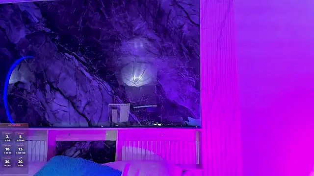 Sarah_Moon1 webcam