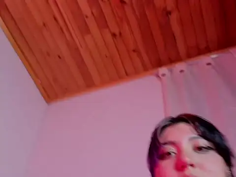 Blueberry_gothic webcam
