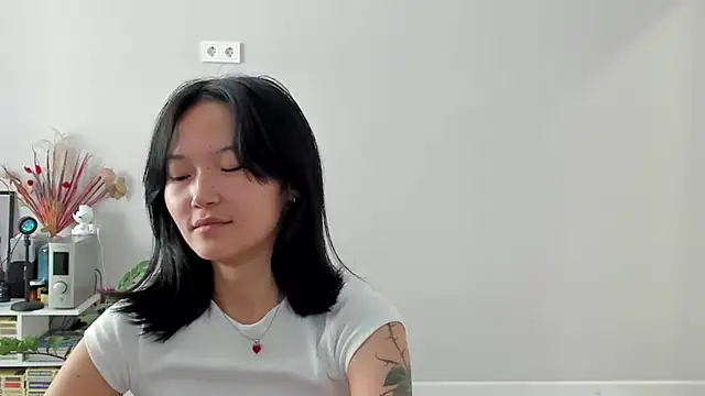 ailey_chao webcam