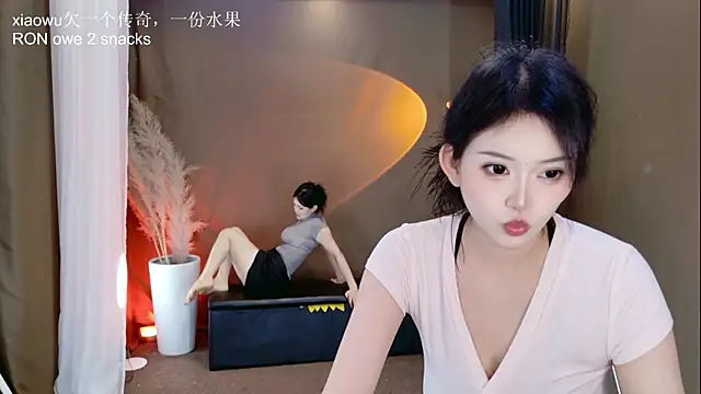 Banana-Milk69 webcam