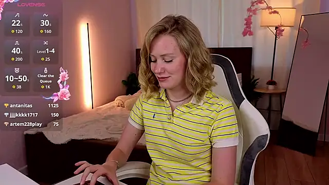 EvaHamilton webcam