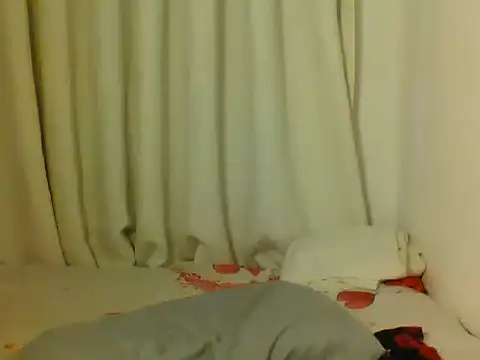 Goldy_petite webcam