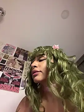 heybabymatcha webcam