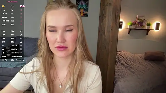 LustfulDiana webcam