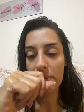 Catmila94 live sex cam