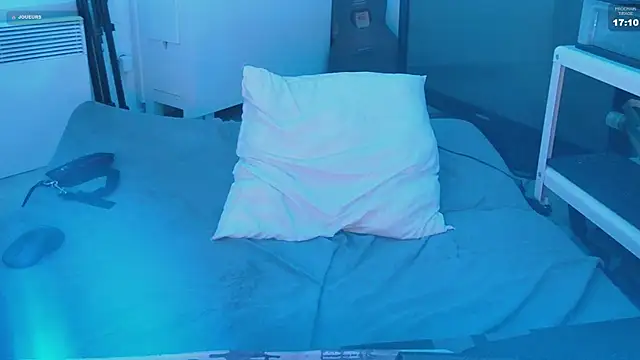 CeriseLapine webcam