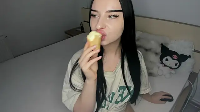 ScarlettJakobs webcam