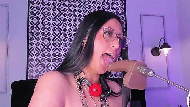 Amber_gold_ webcam