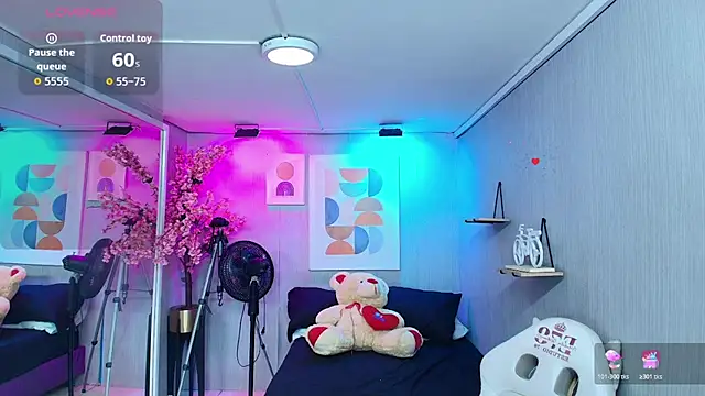 Maggy_t18 webcam