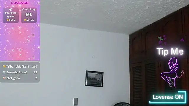 Angel__Dreams webcam