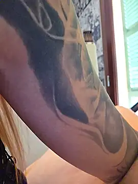 kylie_blck webcam