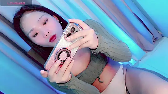 Amomentoflust202 webcam