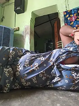 Tamilselviroja- webcam