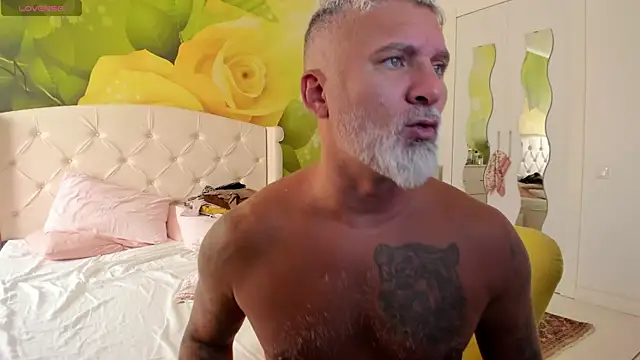 BlowMyXXL webcam