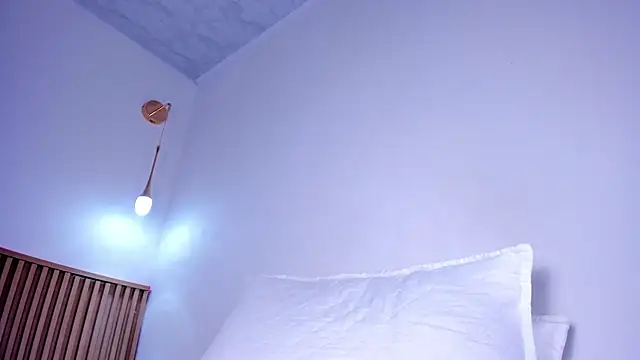 Sarita__Gomez webcam