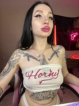 molly__moon - Molly__Moon's free webcam - UK Sex Cams