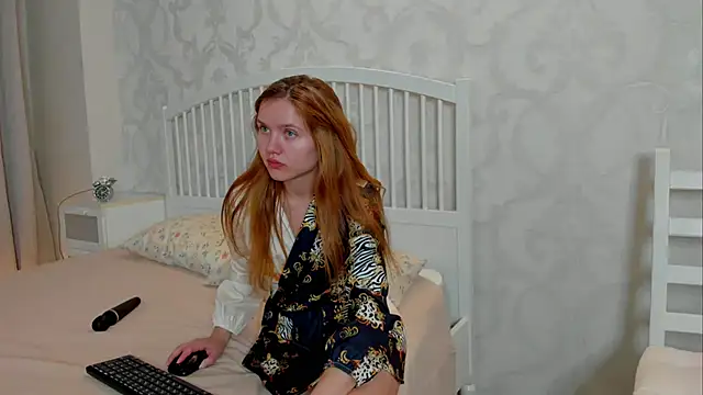 Eva__Lewis webcam
