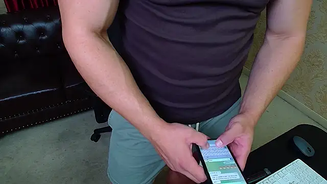 AdamJamesonn webcam