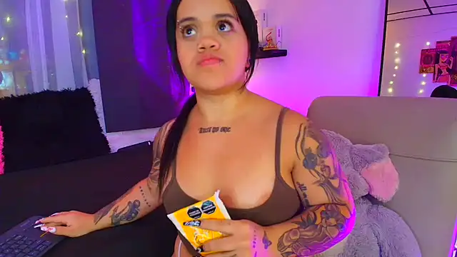 SussyRoxy_ webcam