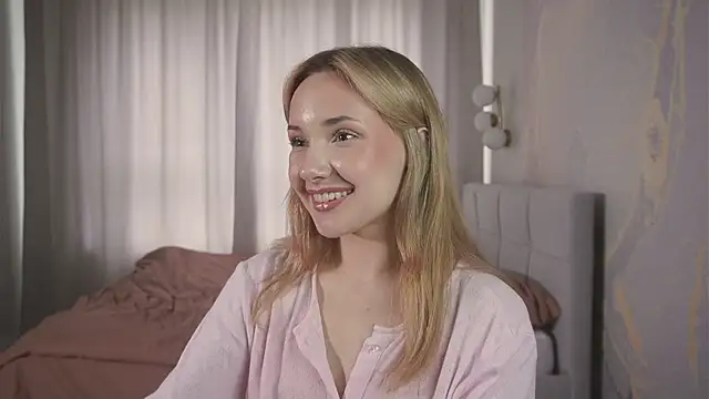 sialemy live cam on StripChat