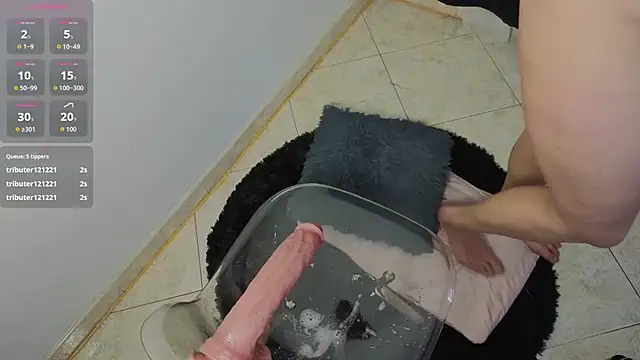 Mia_noiir webcam
