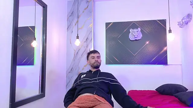 kingoftemptation - KingOfTemptation's free webcam - UK Sex Cams