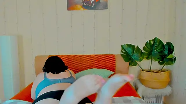 Blossom_Soniya webcam