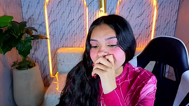 samantha_tx_ webcam