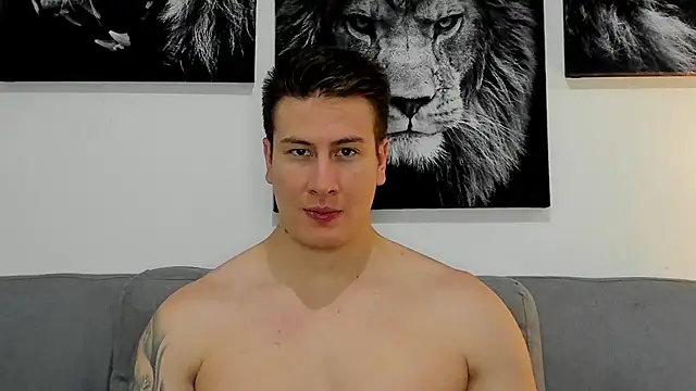 AlexHarrington webcam