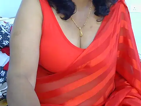 maya_kutty webcam